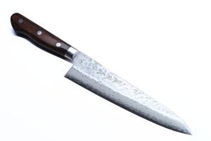 Yoshihiro VG10 16 Layers Hammered Damascus Gyuto Japanese Chef’s Knife 8.25