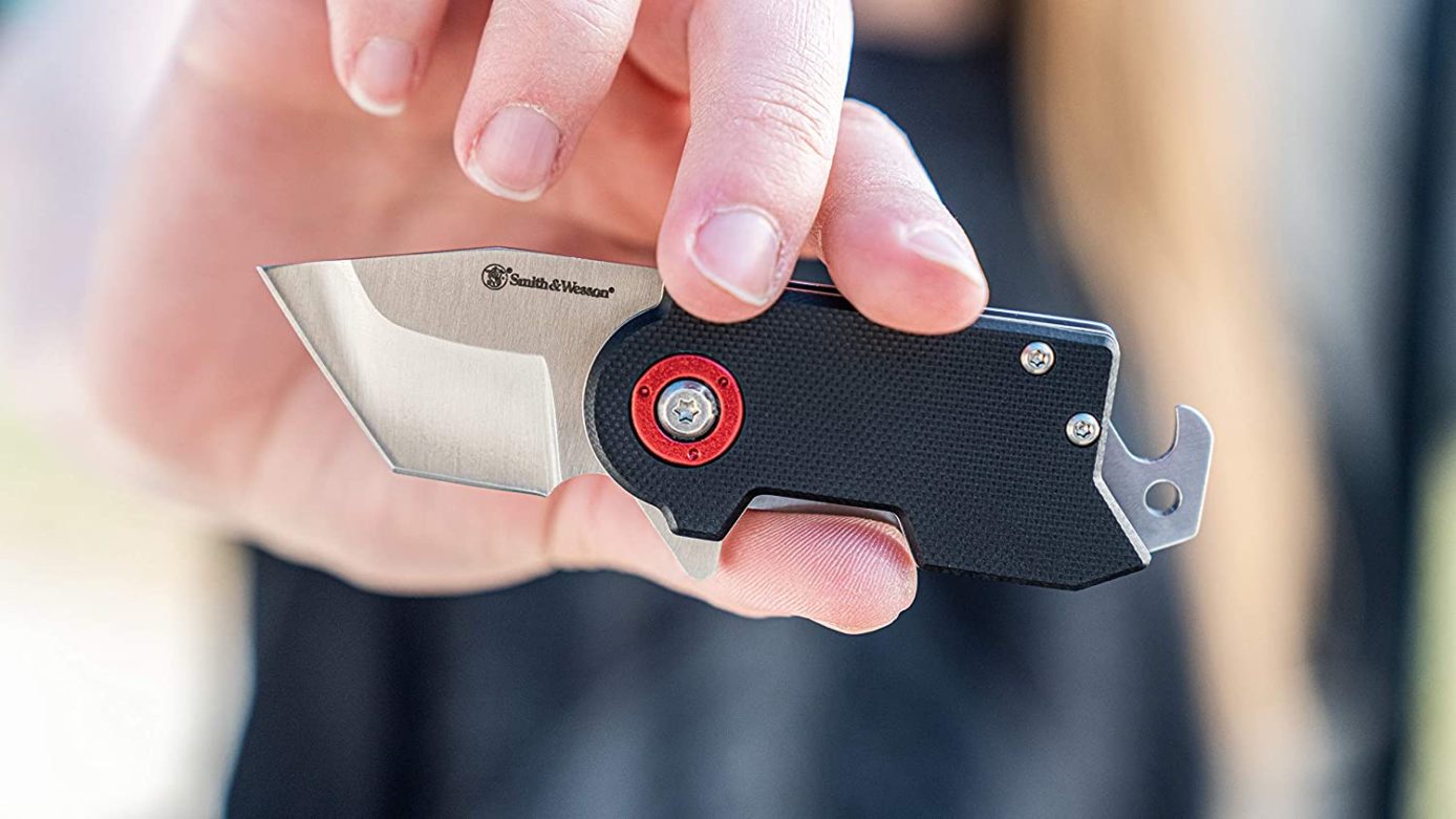 Keep Your Keychain Knife Maintained