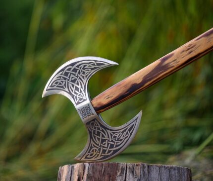 DOUBLE BLADE AXES