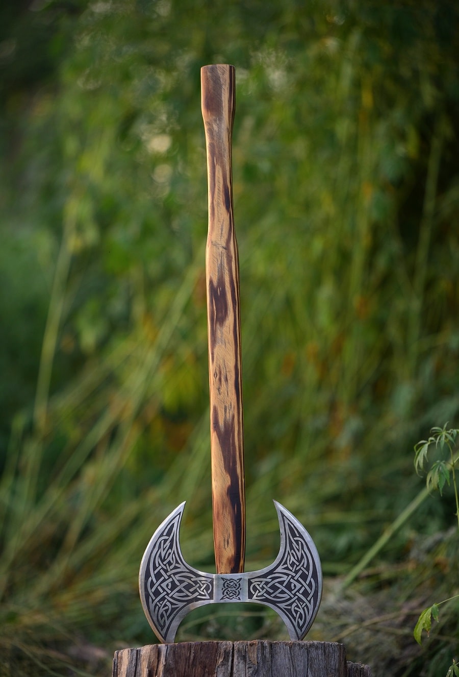 HANDMADE DOUBLE BLADE AXES ETCHING