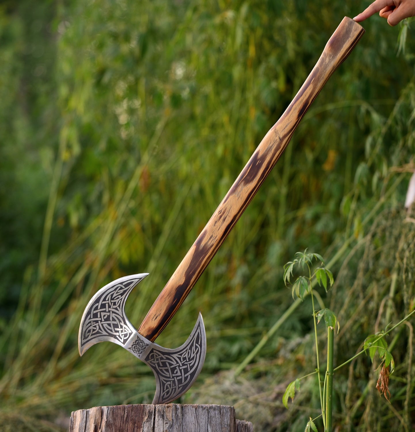 HANDMADE DOUBLE BLADE AXES HANDMADE DOUBLE BLADE AXES