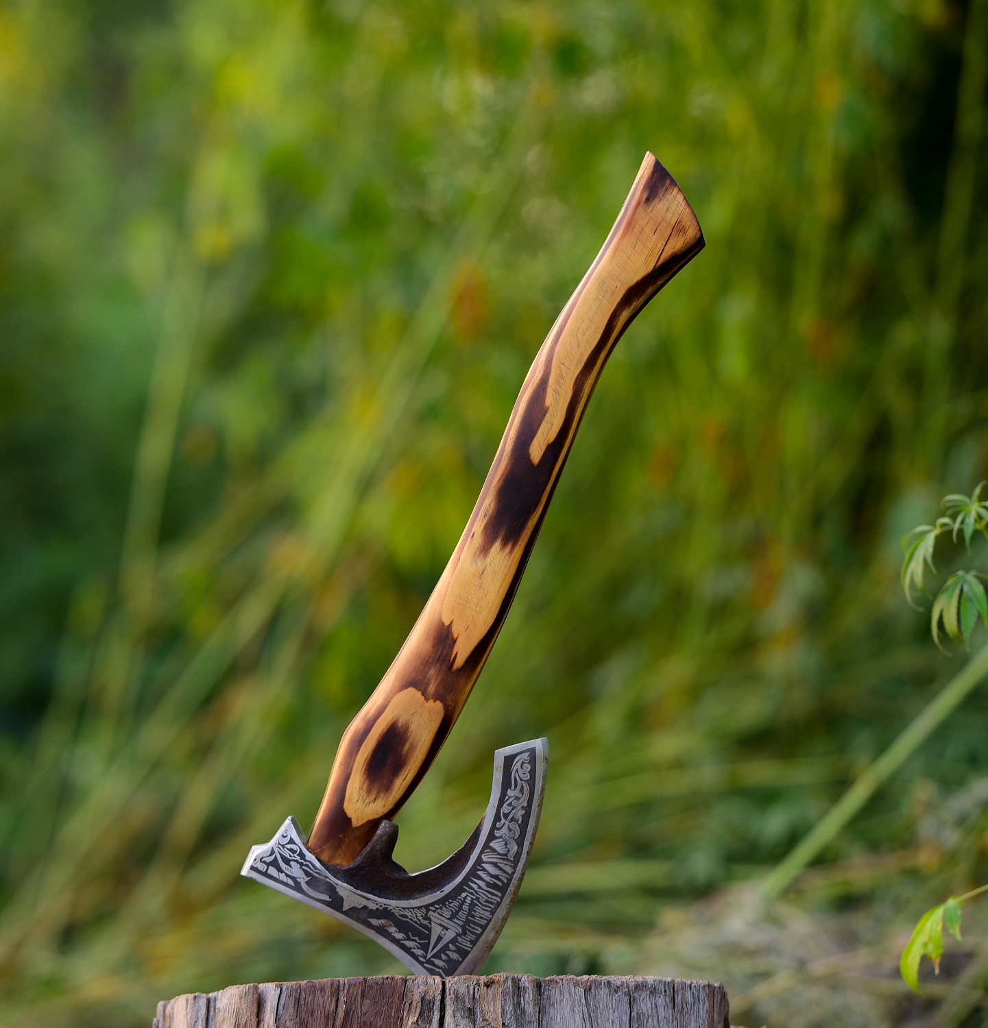 Hand Forged High Carbon Steel Viking Axe Hand Forged High Carbon Steel Viking Axe