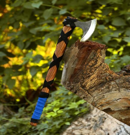 Handmade High Carbon Steel Unique AXE